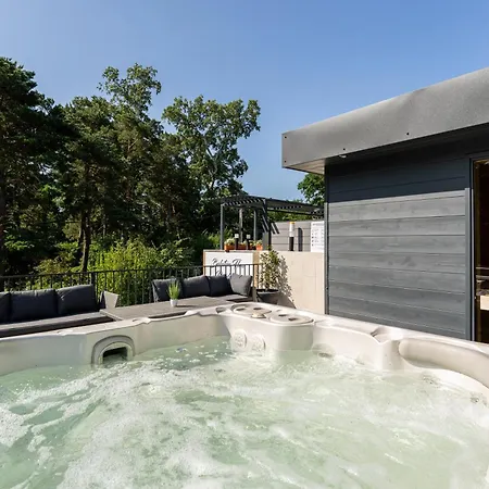 Balaton Flow شقة فندقية *